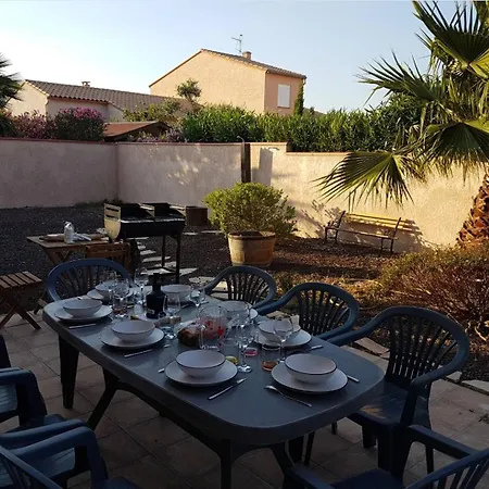 Villa Familiale Climatisee Avec Grand Jardin - 6irla4 *
